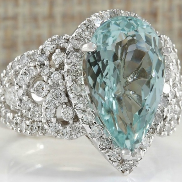 Jewelry - 🆕💖Aquamarine Sterling Silver Ring💖